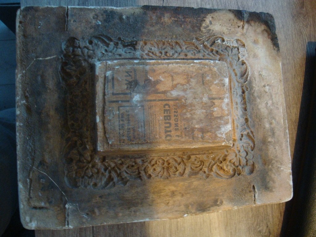 bodemvondsten steen tablet bewerkt, Ophalen of Verzenden