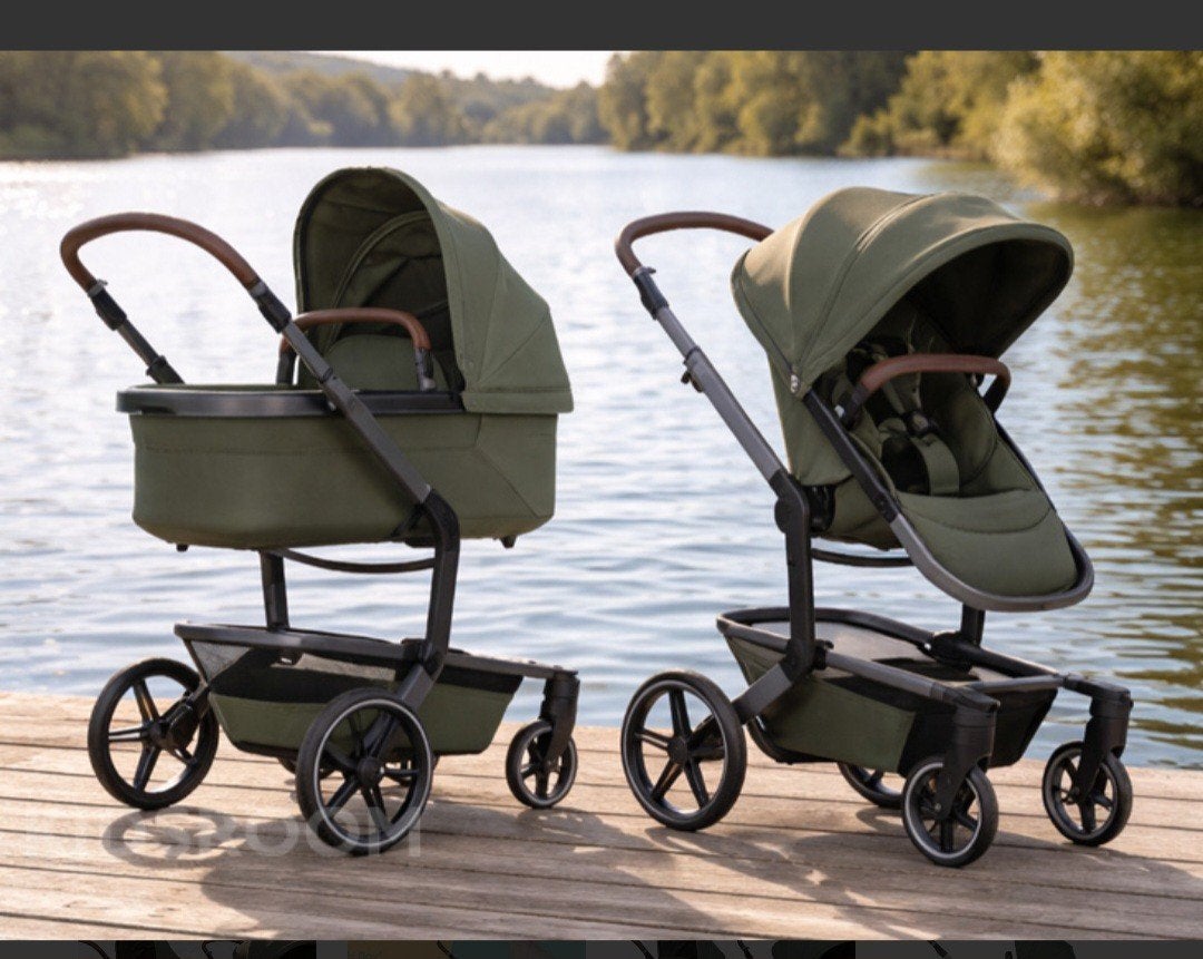 Foto 8 van Joolz Day5 Forest Green 3-in-1 Kinderwagen met accessoires