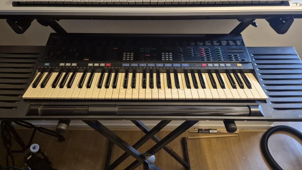YAMAHA PSR4500, Motoren, Ophalen of Verzenden, Gebruikt