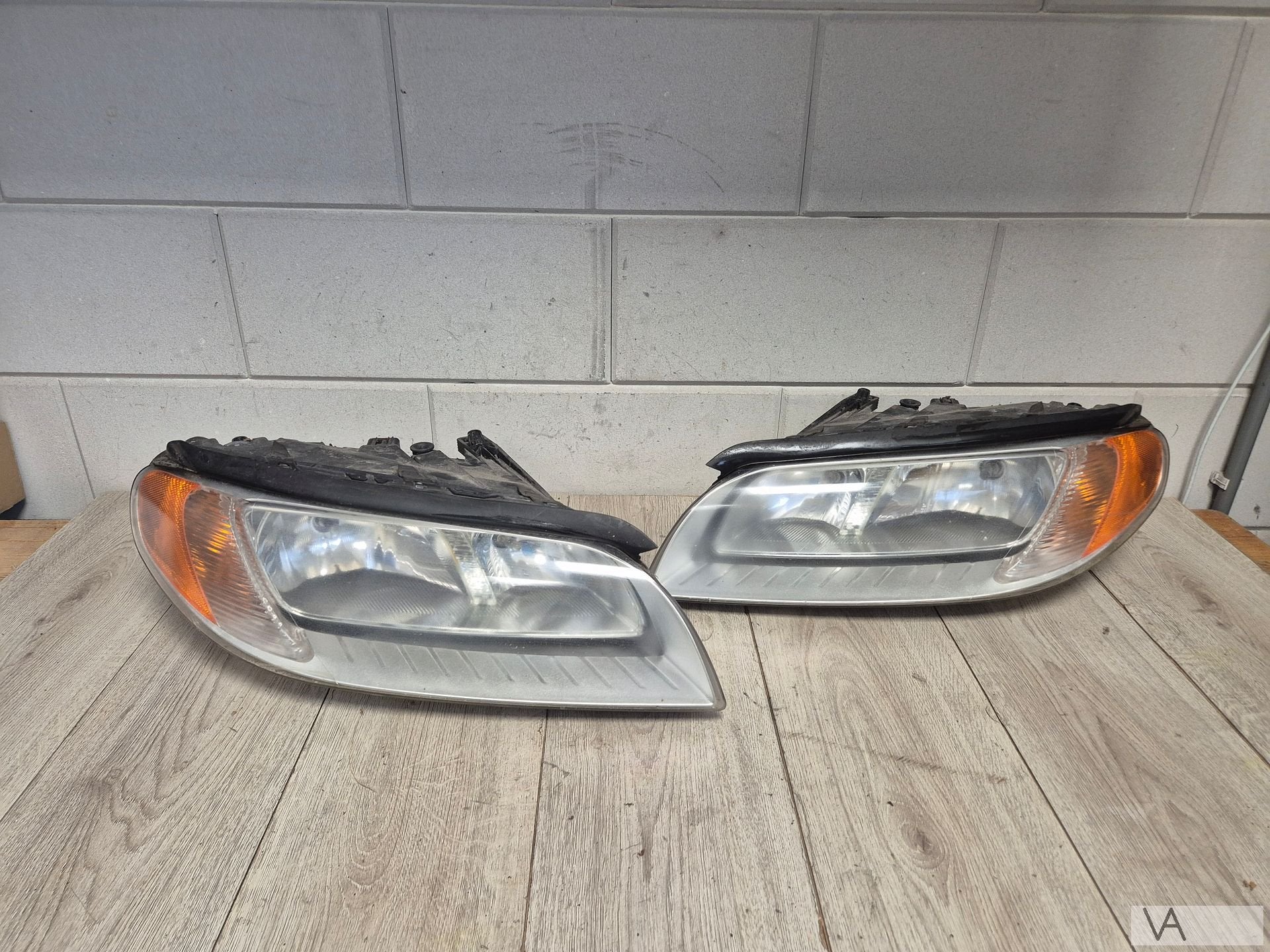 Koplamp rechts van Volvo V70 en S80 2006 tot 2011 31214352, Gebruikt, -, -, Ophalen of Verzenden