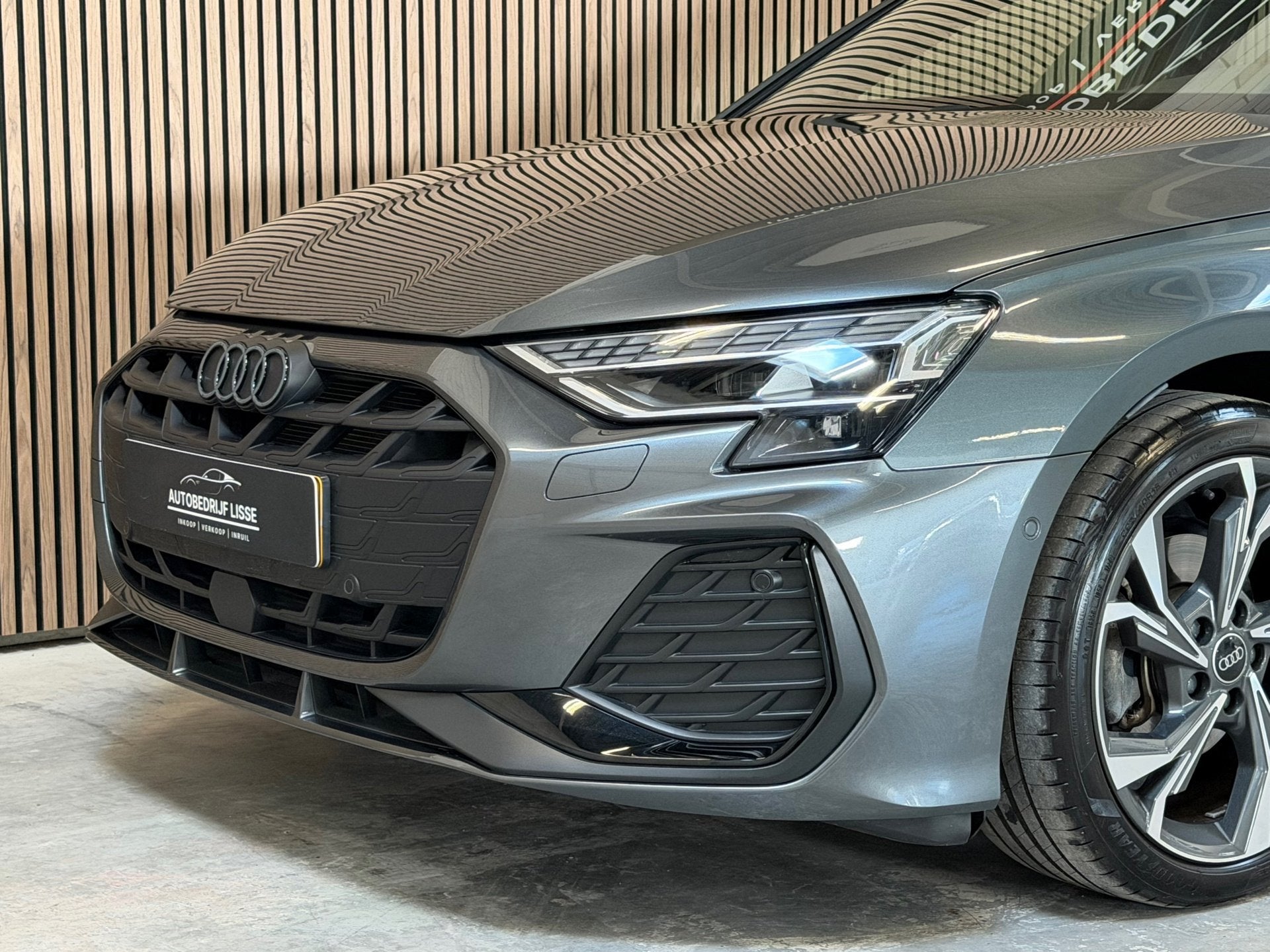 Audi A3 LIMOUSINE 35 TFSI S edition Automaat|Navi|Carplay, Auto's, 1300 kg, Euro 6, 4 cilinders, Origineel Nederlands