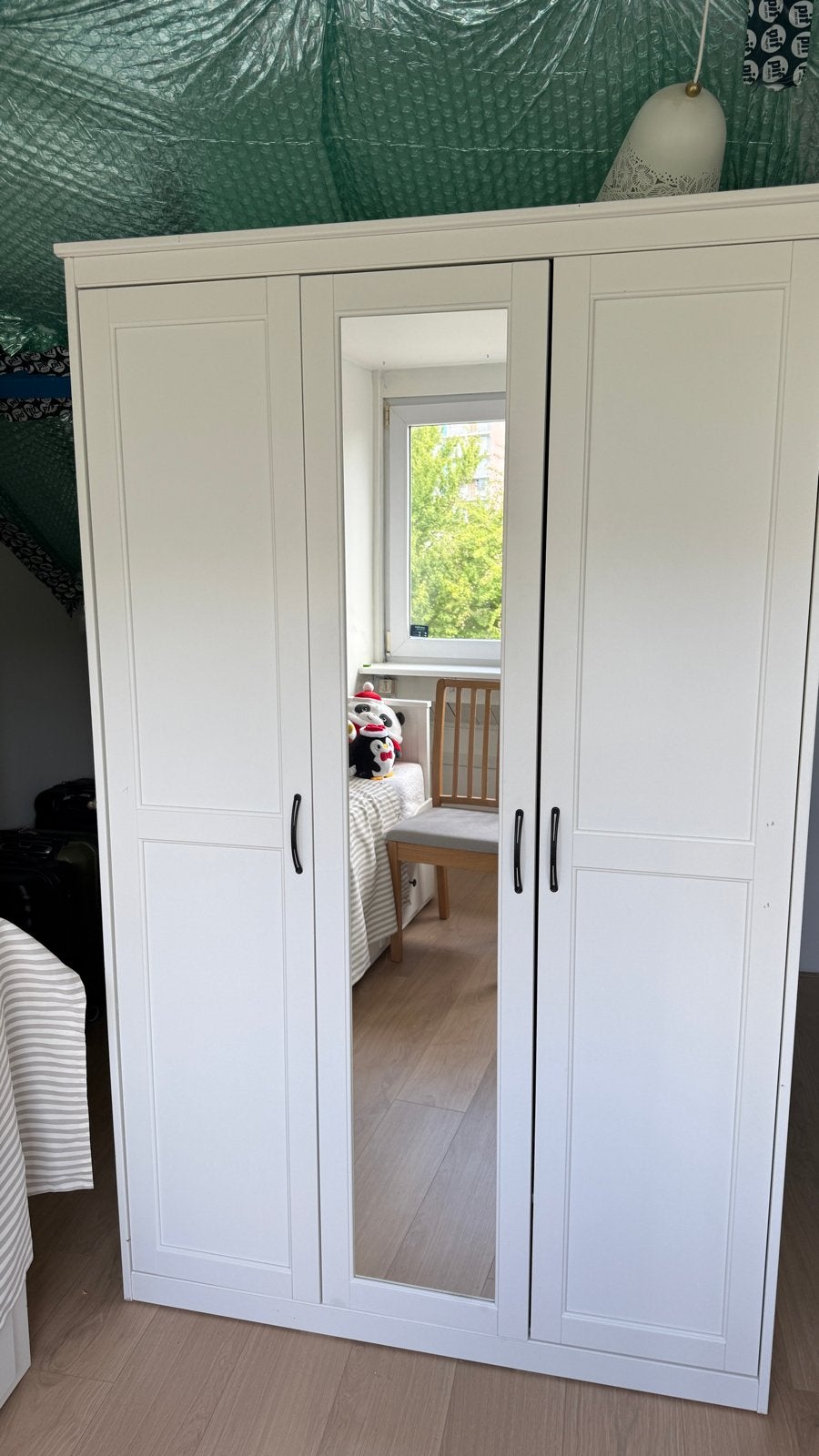 Ikea Songesand Kledingkast met spiegel, Gebruikt, 100 tot 150 cm, Ophalen of Verzenden, 150 tot 200 cm