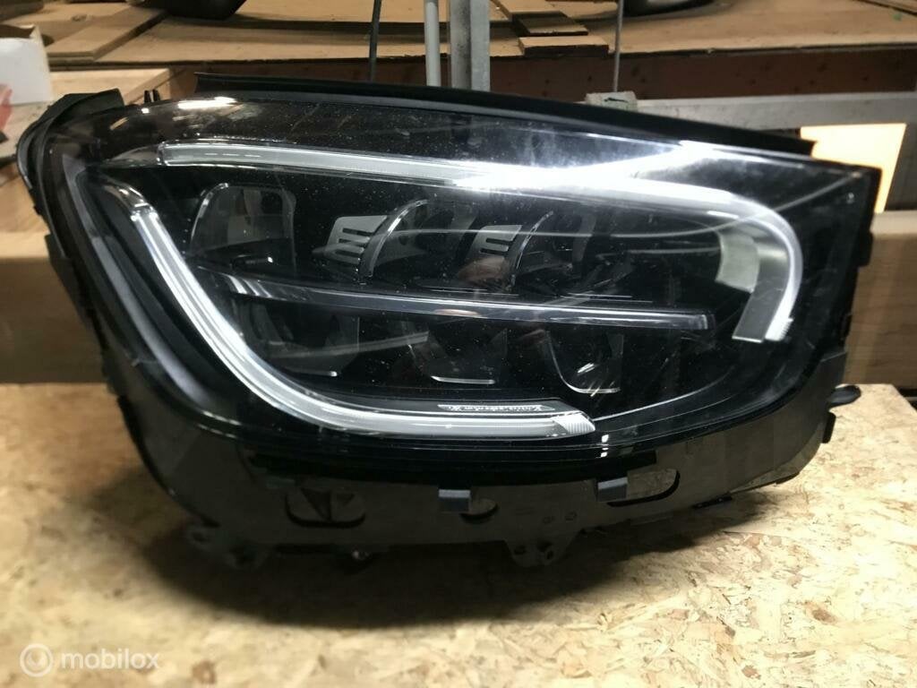 Mercedes GLC-klasse X253 W253 C253 Koplamp LED A2539067001, Gebruikt, Mercedes-Benz, Ophalen of Verzenden, Mercedes-Benz