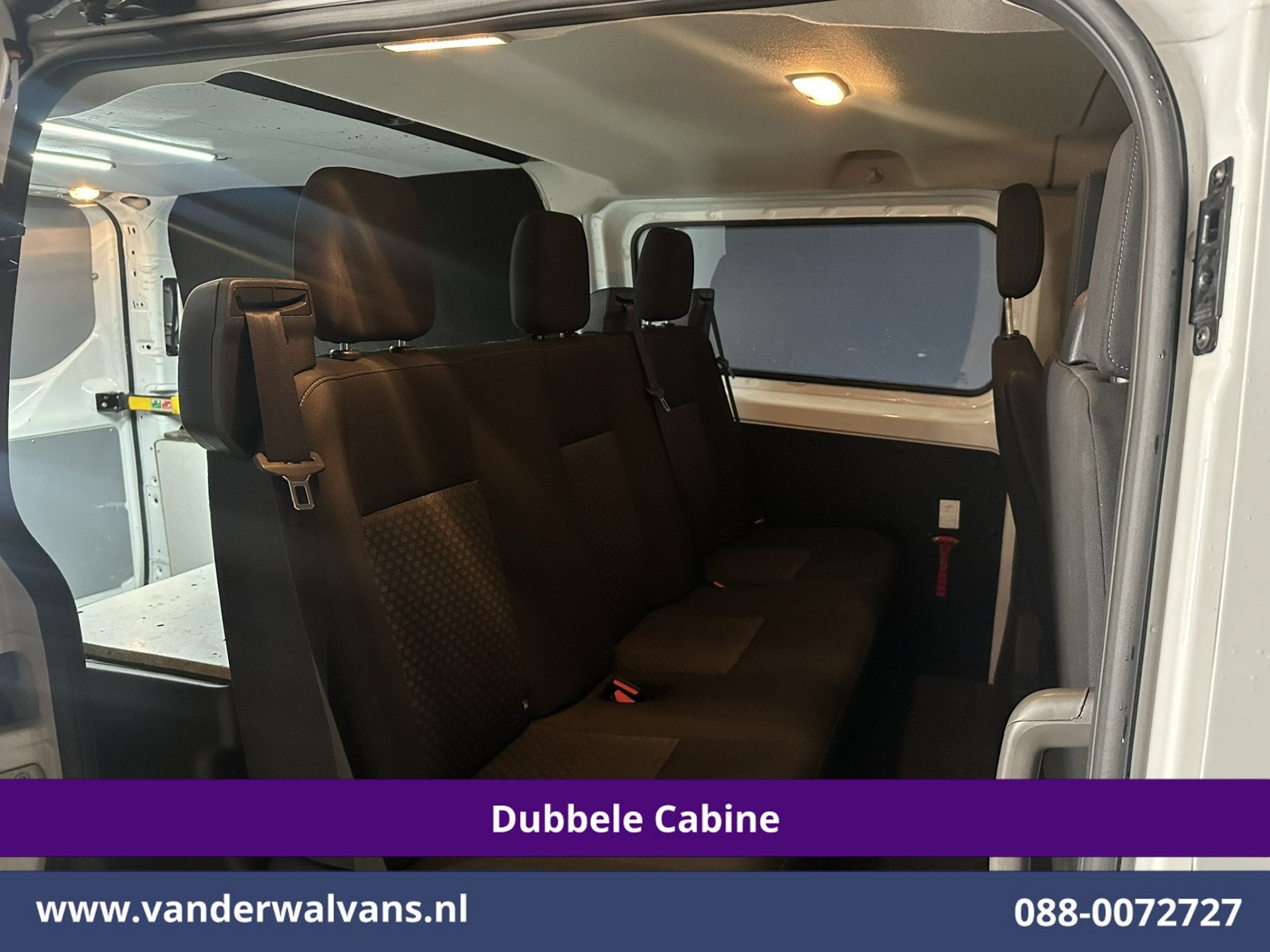 Ford Transit Custom 2.0 TDCI 130pk L2H1 Dubbele Cabine Euro6, Auto's, Bestelauto's, Voorwielaandrijving, LED verlichting, 4 cilinders