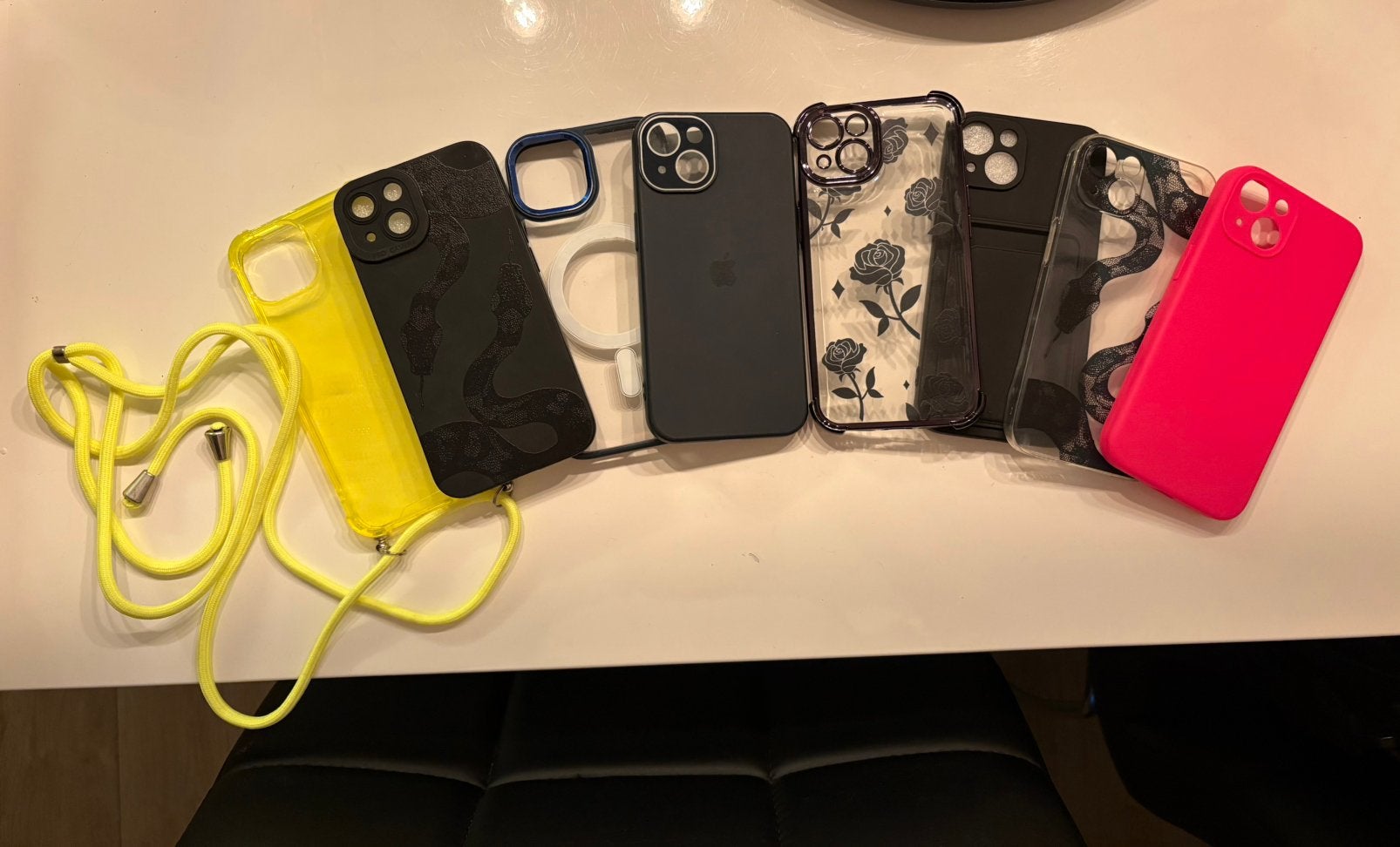 Iphone 13 hoesjes, Telecommunicatie, Mobiele telefoons | Hoesjes en Frontjes | Apple iPhone, Ophalen, Zo goed als nieuw, IPhone 13