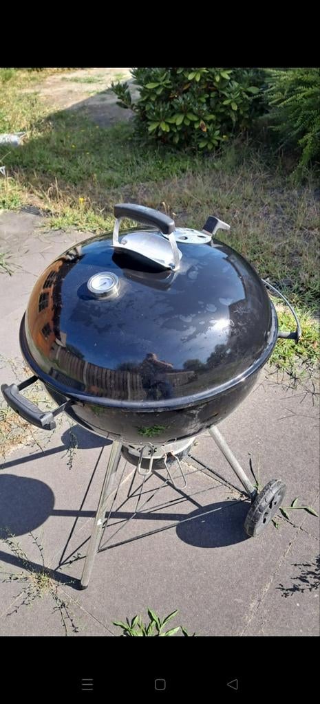 Weber master touch 57cm- Zwart, Gebruikt, Tuin en Terras, Houtskoolbarbecues, Ophalen of Verzenden, Gebruikt, Weber