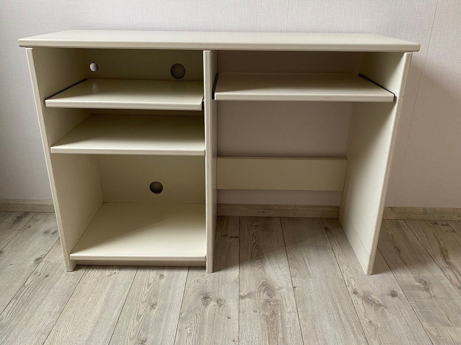 Computer/Laptop bureau, Opbergruimte, Gebruikt, 40 cm, Spaanplaat of MDF