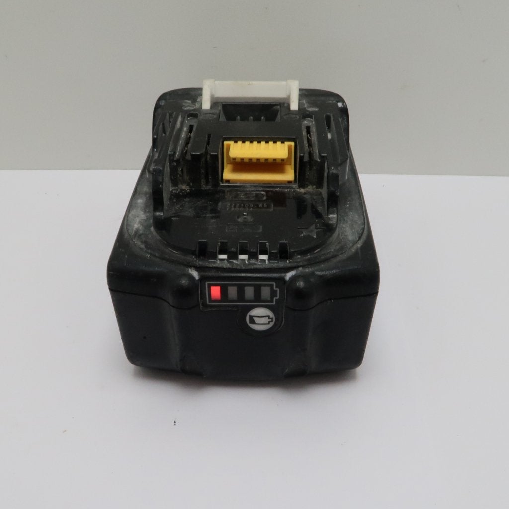 Makita 18V 5.0Ah Lithium ION Accu | Redelijke Staat, Makita, Zo goed als nieuw, Support@makita.com, Makita Corporation, 3-11-8, Sumiyoshi-cho, 
Anjo, Aichi 446-8502
Japan