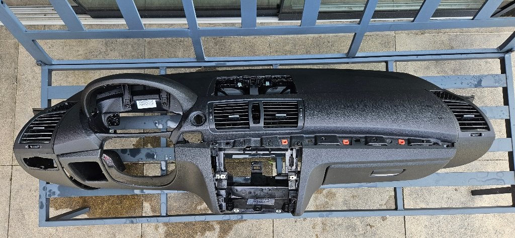 BMW 1 serie LCI Dashboard 130i e87 e81 e82 e88 120d, Ophalen, BMW