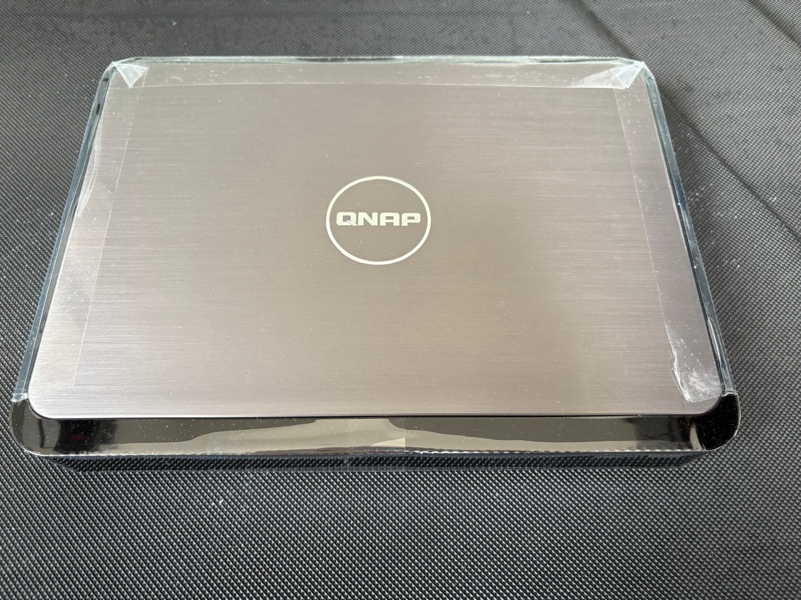 QNAP HS-264, Ophalen of Verzenden, Nieuw