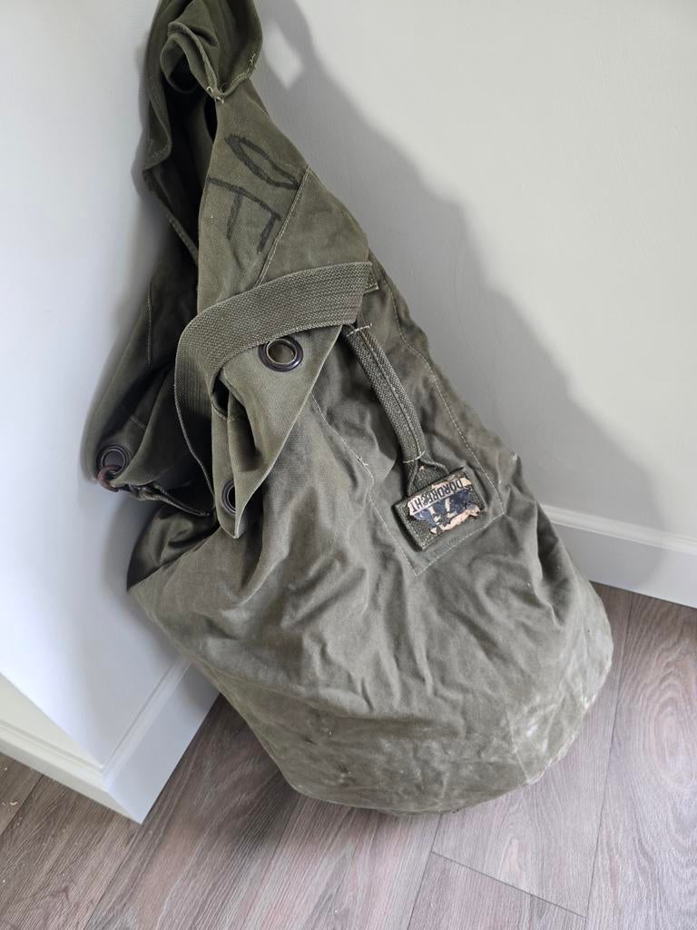 Partij militaire kleding: broeken, overhemden en truien, Ophalen of Verzenden, Landmacht, Nederland, Kleding of Schoenen
