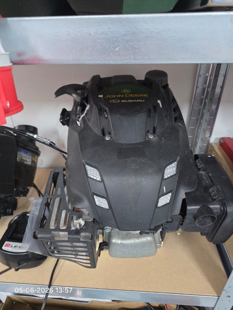 John Deere Sabo Subaru grasmaaier motor EA190, Ophalen, Cirkelmaaier, Gebruikt, Benzine-grasmaaier
