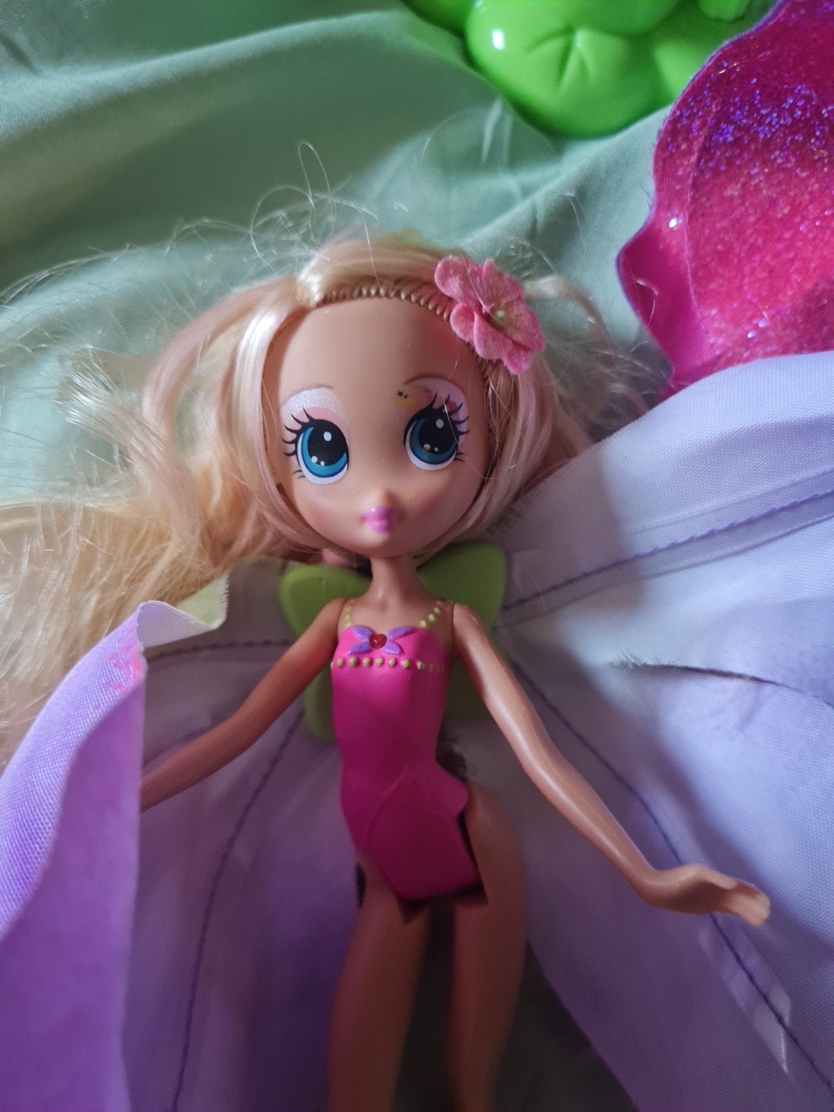 Bloemenfee pop met bloem bed, Ophalen of Verzenden, Zo goed als nieuw, Barbie