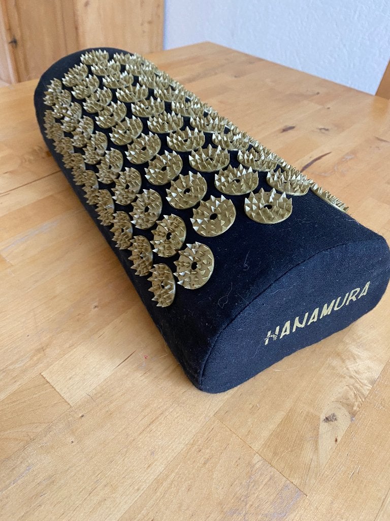 Hanamura spijkermat kussen voor ontspanning van nek, Ophalen of Verzenden, Zo goed als nieuw, Overige typen
