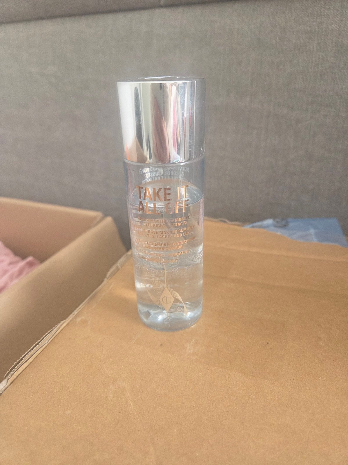 Charlotte Tilbury Take It All Off Make-up Remover, Overige kleuren, Gehele gezicht, Ophalen of Verzenden, Zo goed als nieuw