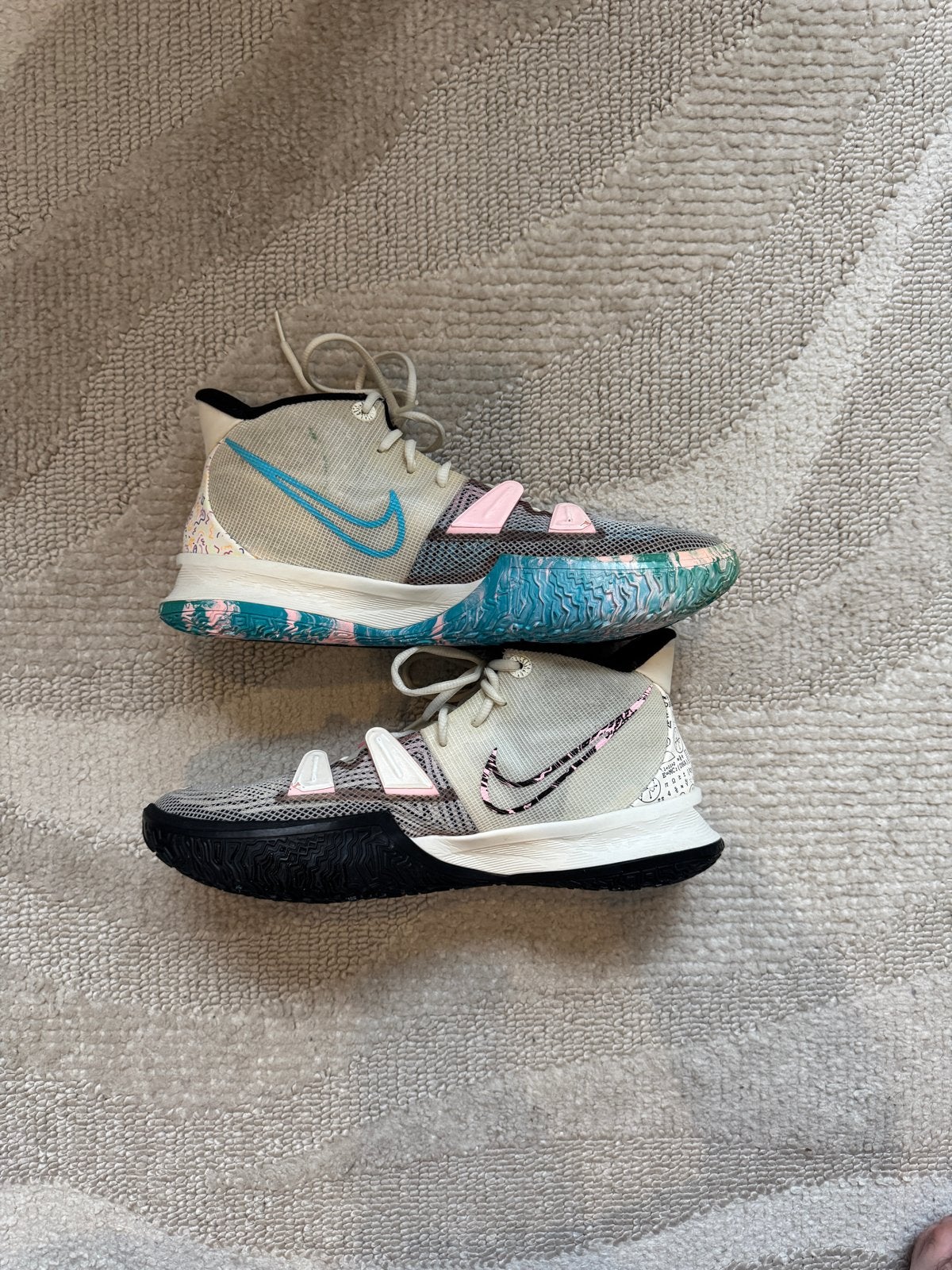 Nike Kyrie 7 “Ivory Pale” Basketbalschoenen, Ophalen of Verzenden, Gedragen, Overige kleuren, Sneakers of Gympen
