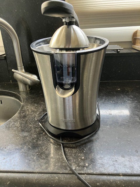 Princes master juicer pro elektrische perser, Ophalen, Zo goed als nieuw