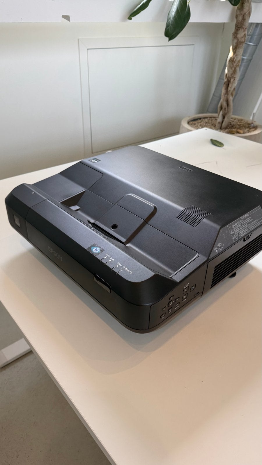 Epson EH-LS100 Home Cinema Beamer - Laserprojector, Audio, Tv en Foto, Beamers, Ophalen, Gebruikt, Overige technologieën, Full HD (1080)
