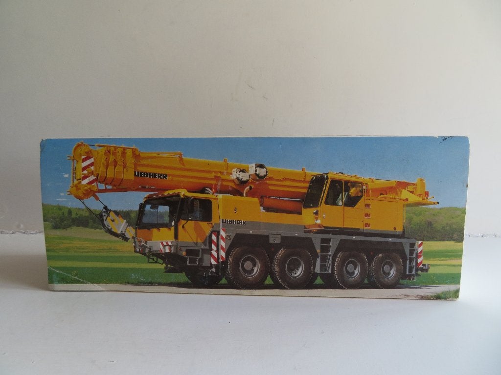 Conrad Liebherr LTM 1090-1. Telescopische Kraan 1:50. Nieuw, Hobby en Vrije tijd, Ophalen of Verzenden, Nieuw, Hijskraan, Tractor of Landbouw