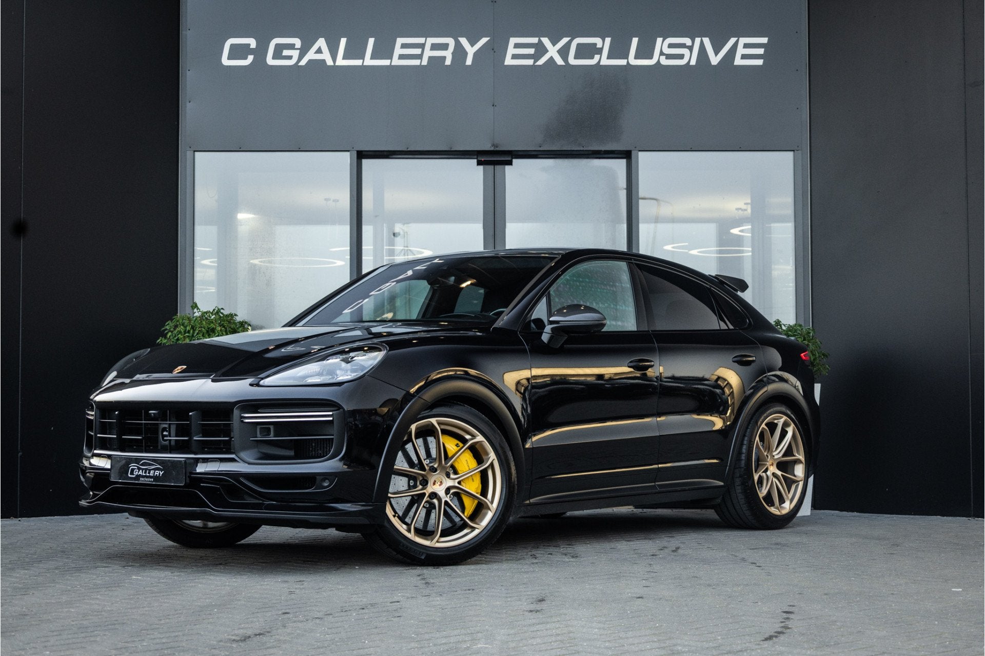Porsche Cayenne Coupé 4.0 Turbo GT - Sport Chrono + | Carbo, Auto's, Porsche, Automaat, Cayenne, Gebruikt, 4 stoelen