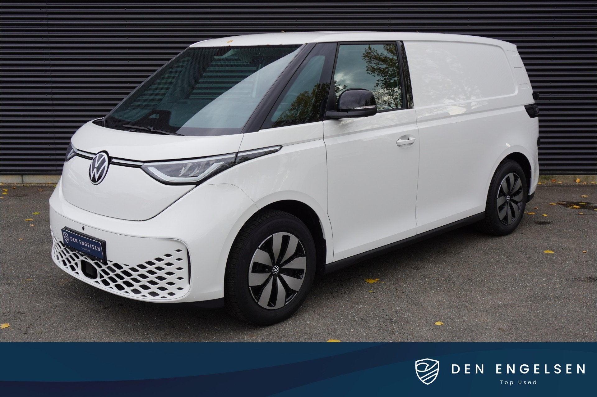 Volkswagen ID. Buzz Cargo 79kWh Accu 286 PK Achterdeuren 3-Z, Auto's, Automaat, Dealer onderhouden, Gebruikt, Zwart