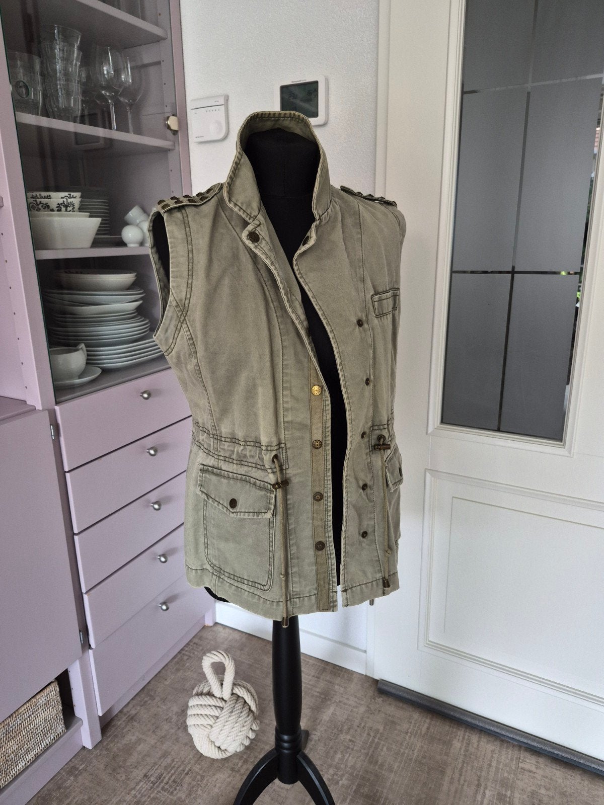 Gilet, Kleding | Dames, Maat 38/40 (M), Ophalen of Verzenden, Zo goed als nieuw, Revelation
