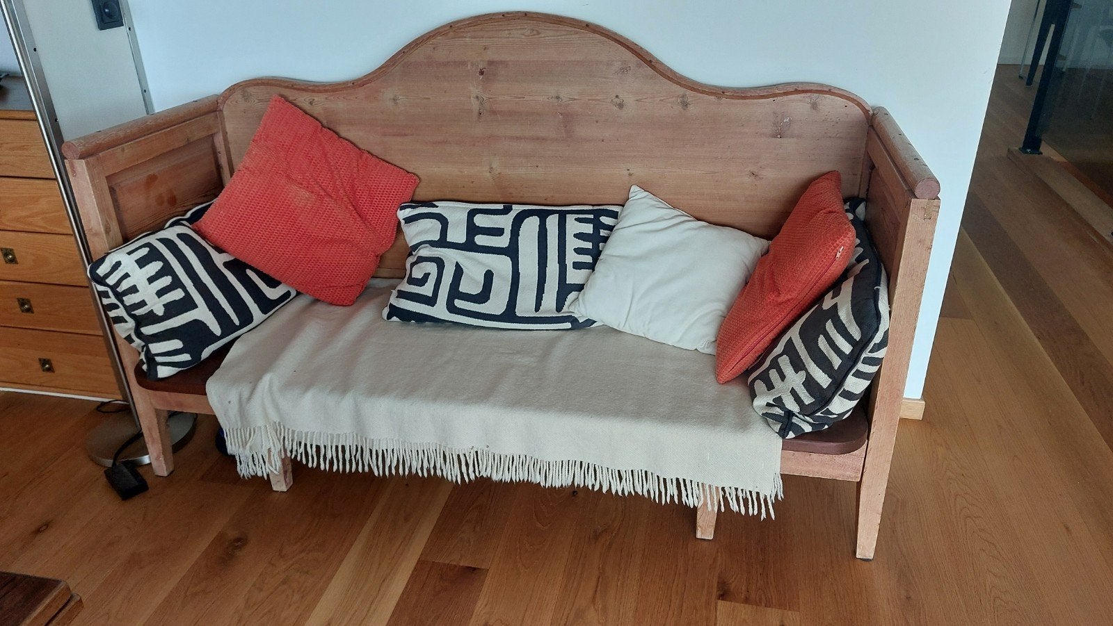 Sfeervol Bed/bankje Scandinavisch 1e helft 20e eeuw, Scandinavisch antiek/brocante, 150 tot 200 cm, Tweepersoons, 75 tot 100 cm