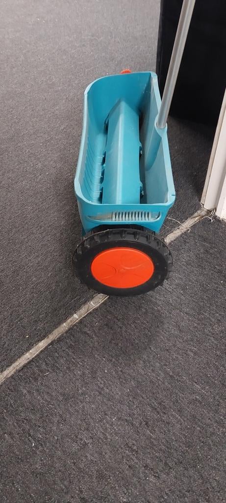 Gardena strooiwagen, Tuin en Terras, Ophalen