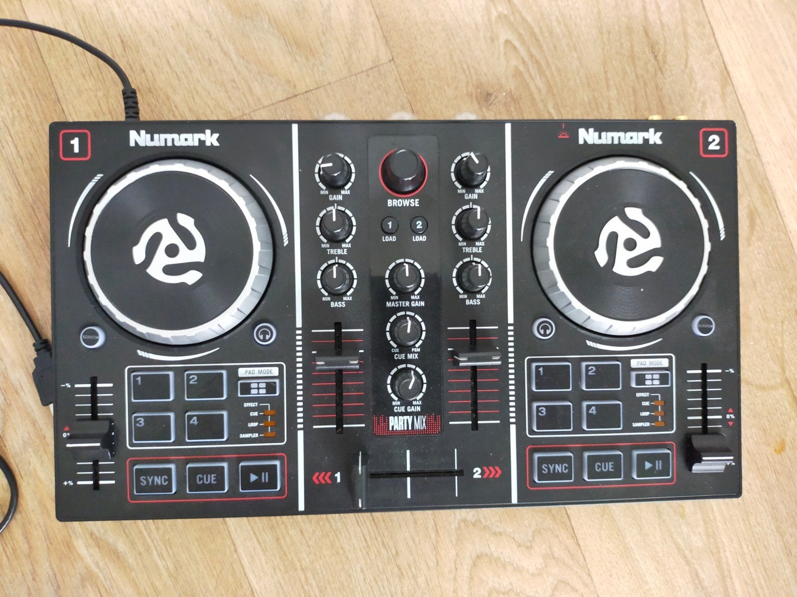 Numark Party Mix DJ Controller - Compacte DJ Set, Muziek en Instrumenten, Dj-sets en Draaitafels, Ophalen of Verzenden, Zo goed als nieuw