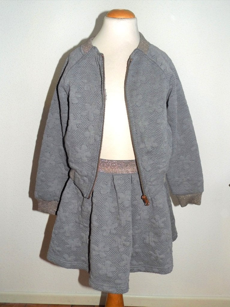 Mooi Pomp de Lux setje rok vest maat 128, Meisje, Ophalen of Verzenden, Zo goed als nieuw, Setje