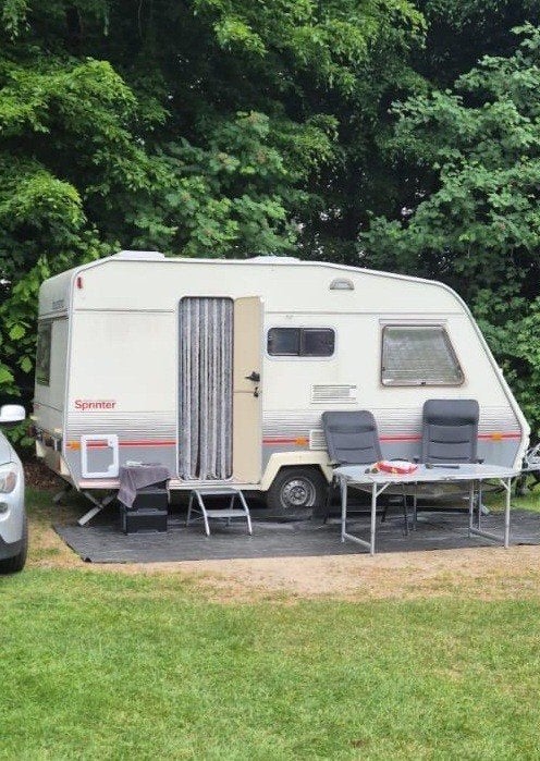Beyerland Sprinter 430 TM - Compacte caravan met stapelbed, Caravans en Kamperen, Vast bed, Treinzit, 750 - 1000 kg, Particulier