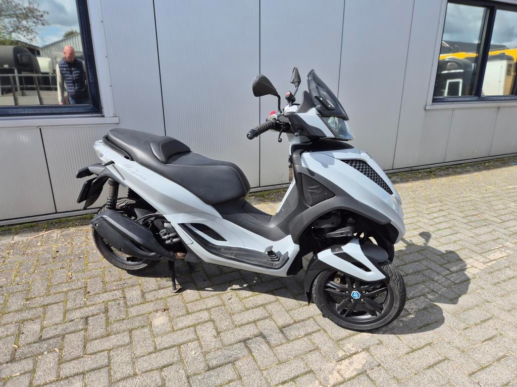Piaggio MP3 Yourban 300 LT, Ophalen, Gebruikt, Benzine, Overige modellen