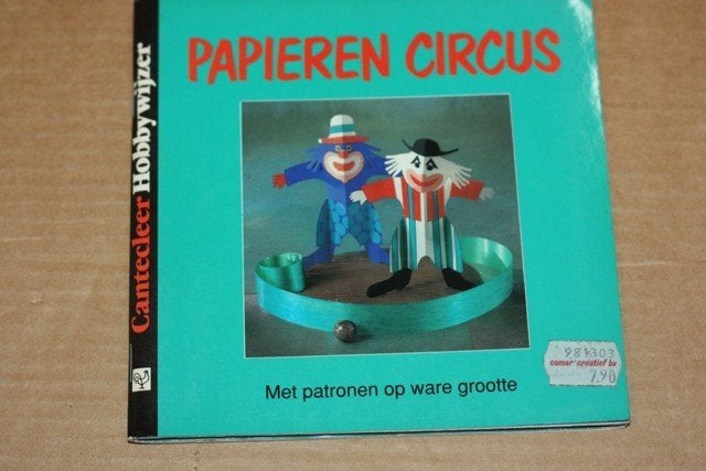 Papieren circus - chw67, Ophalen of Verzenden, Zo goed als nieuw, Overige onderwerpen, Geschikt voor kinderen