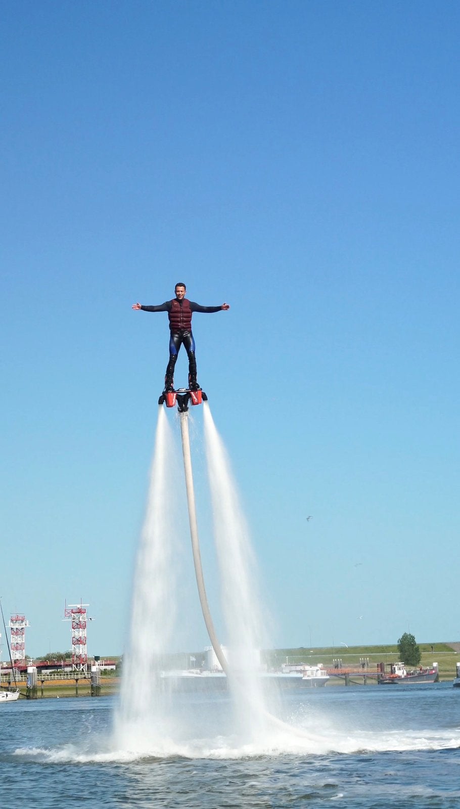 Flyboarden | waterscooter verhuur, Eén persoon, Ticket of Toegangskaart