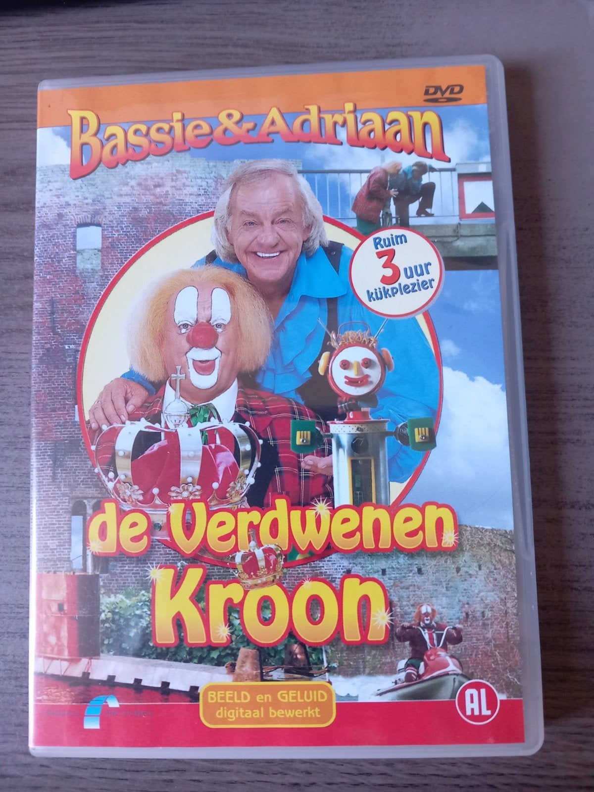 Bassie & Adriaan De Verdwenen Kroon DVD (Ruim 3 uur kijk, Cd's en Dvd's, Gebruikt, Alle leeftijden, Tv-serie, Familie