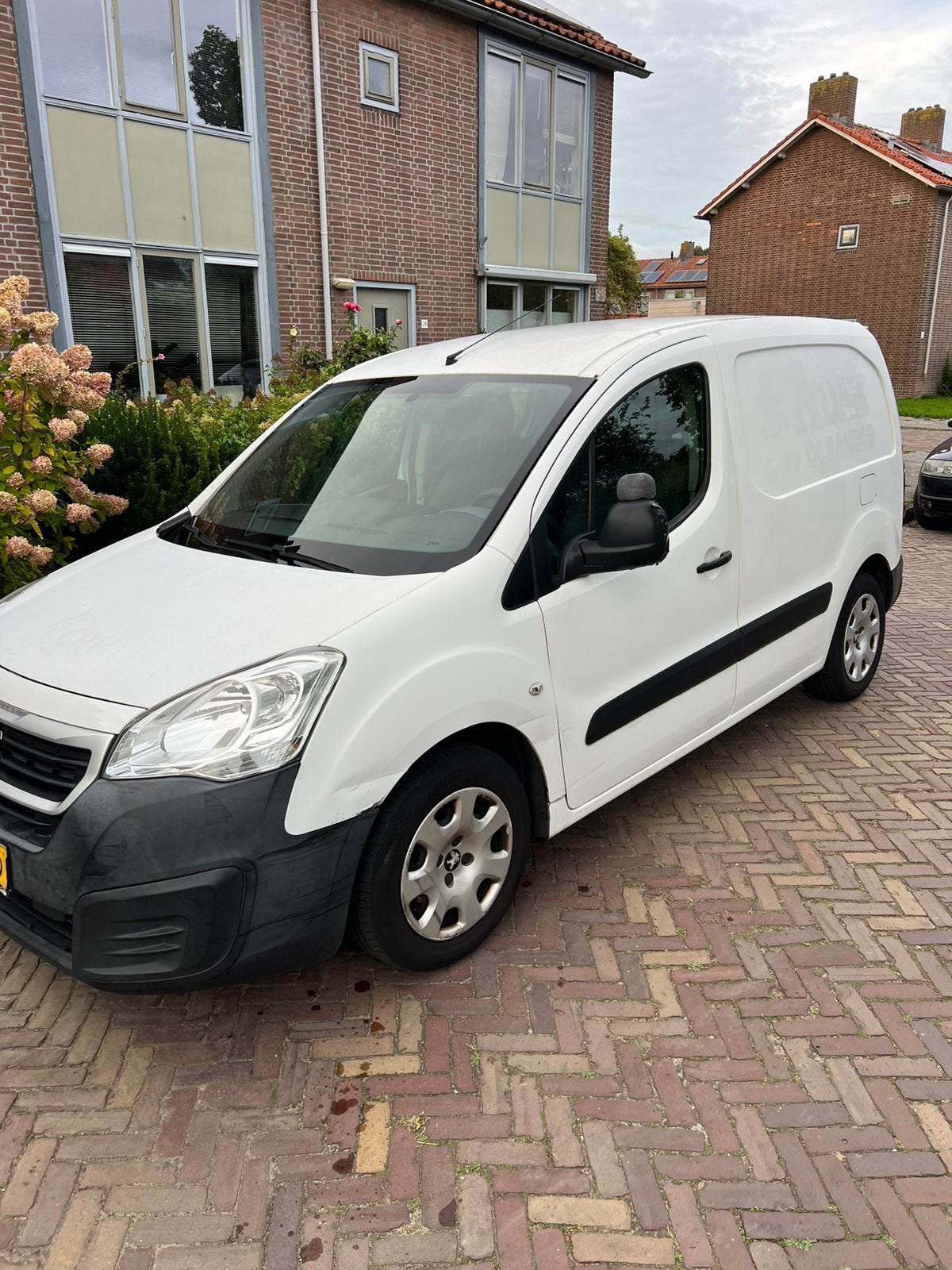 Peugeot Partner New GB 120 L1 1.6 Bluehdi 100pk S&S Etg6, Auto's, Bestelauto's, 4 cilinders, Origineel Nederlands, 24 km/l, 1560 cc