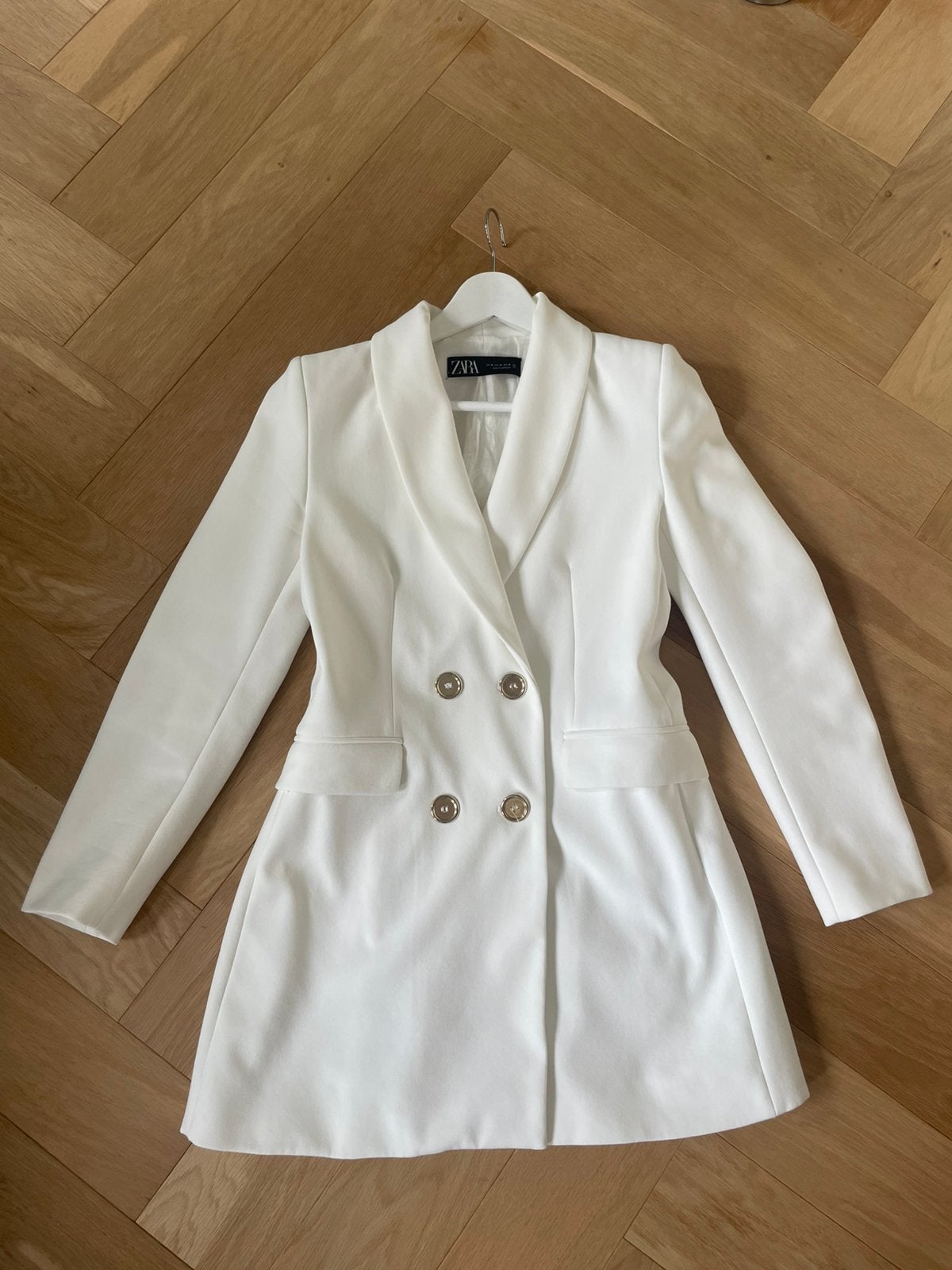 Witte blazer met broekje set van de Zara, Maat 38/40 (M), Kostuum of Pak, Verzenden, Wit
