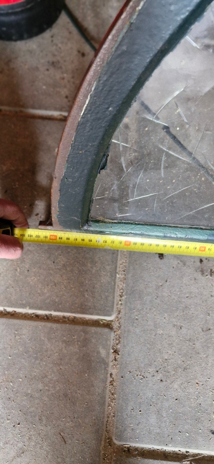 Stalraam - Halfrond raam met glas, Doe-het-zelf en Verbouw, Glas en Ramen, Ophalen, Gevelraam of Ruit, Gebruikt, Minder dan 80 cm