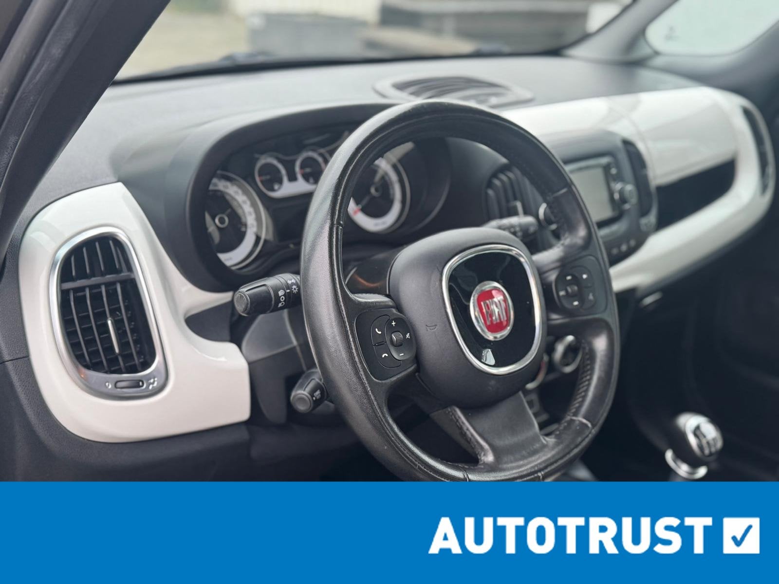 Fiat 500 L 0.9 TwinAir Trekking,1eigenaar,navigatie, cruise, Auto's, Voorwielaandrijving, Gebruikt, Euro 6, Leder en Stof
