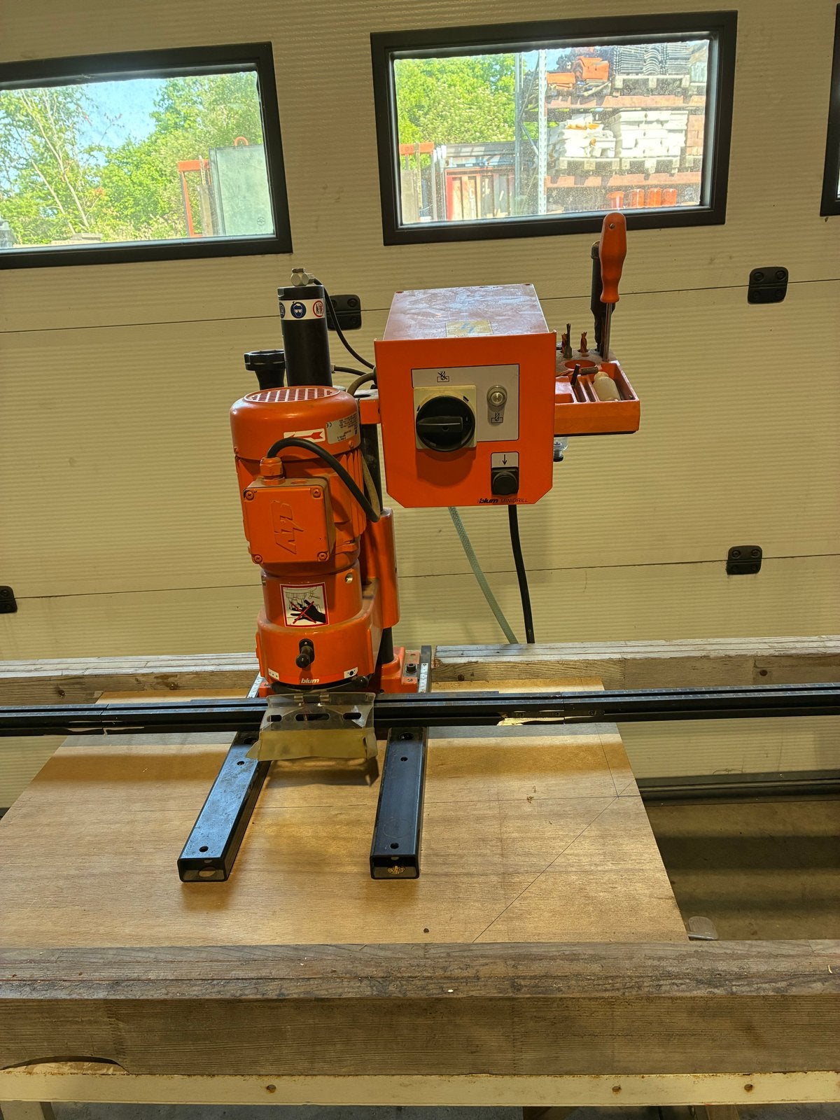 Blum Minidrill Scharnierboormachine M51P1000.50, Ophalen, Gebruikt