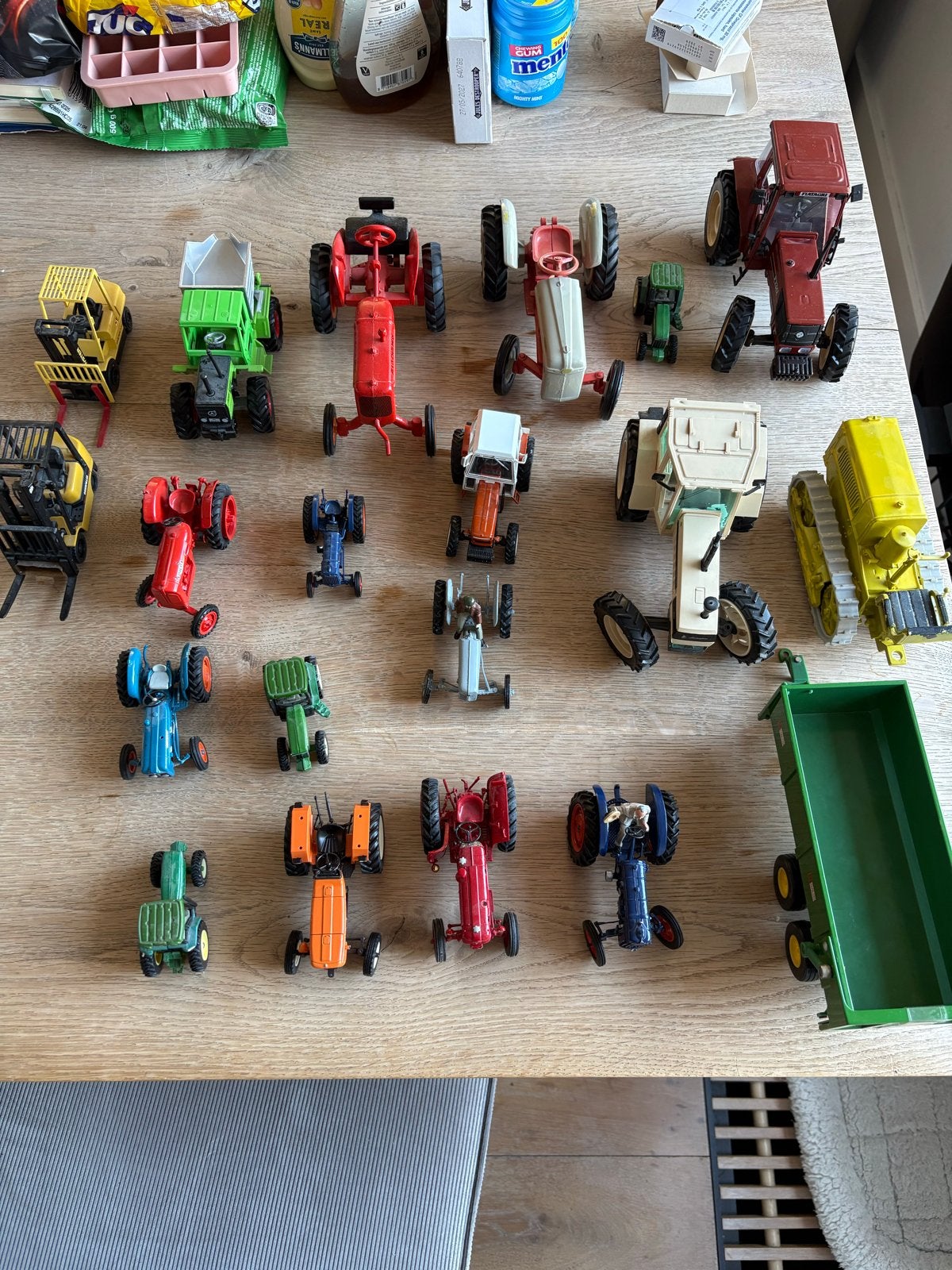 Grote verzameling miniatuur trekkers en landbouwvoertuigen, Ophalen of Verzenden