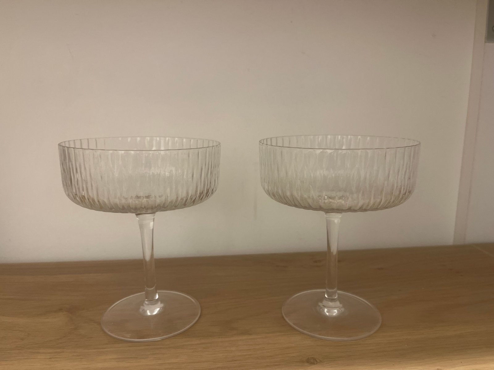 Twee Nespresso Espresso Martini glazen, Ophalen of Verzenden, Zo goed als nieuw, Overige merken, Glas