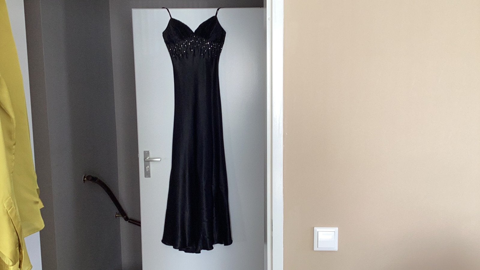 Zwarte feestjurk (Gala) mt 36, Kleding | Dames, Galajurk, Zwart, Ophalen of Verzenden, Zo goed als nieuw