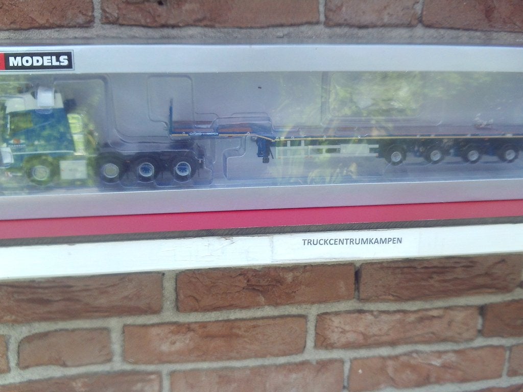 WSI  Volvo  FH4  Globetrotter  8 x 4  van  Baetsen., Ophalen of Verzenden, Nieuw, Bus of Vrachtwagen, Wsi