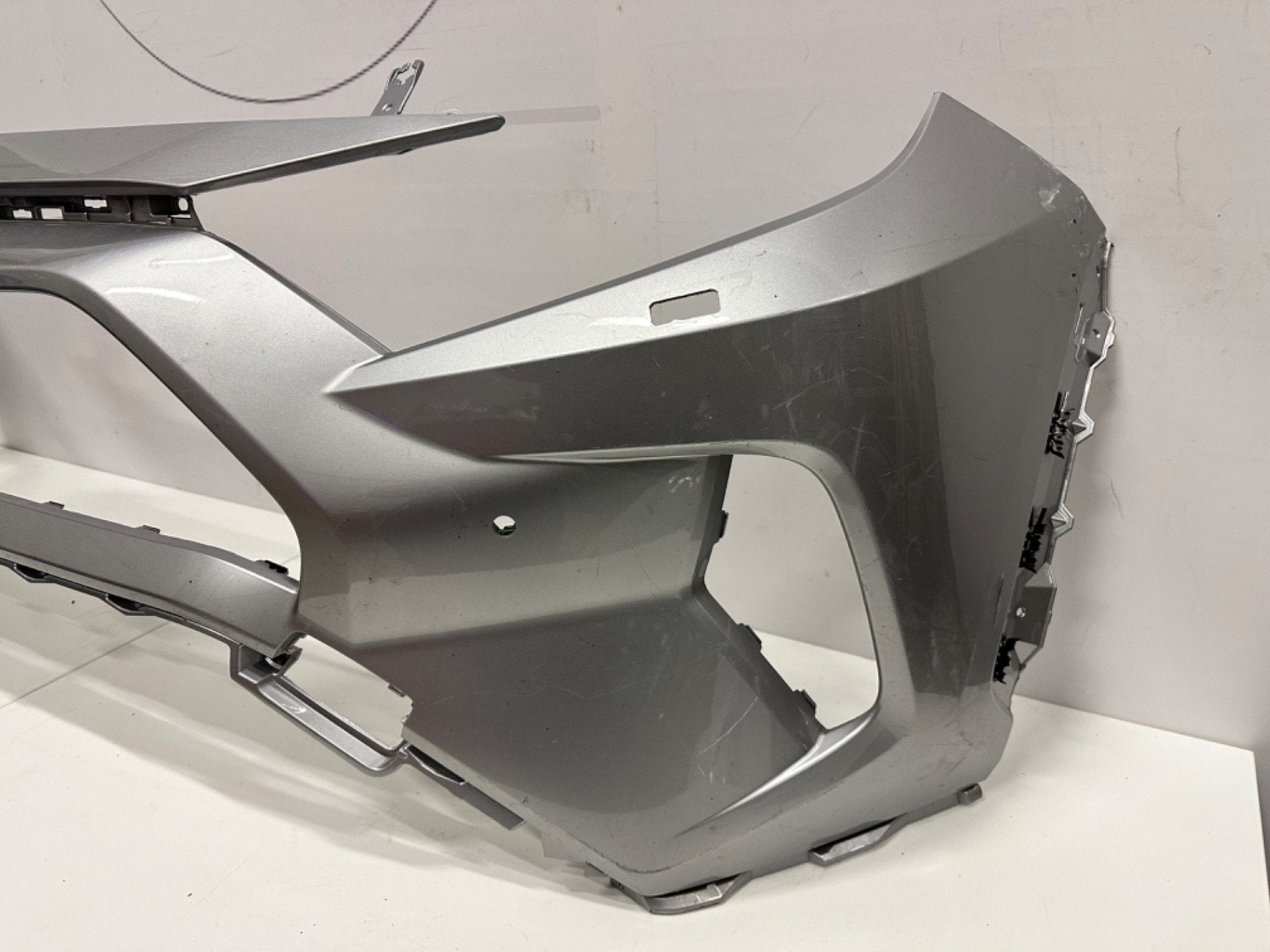 TOYOTA RAV4 V VOORBUMPER BUMPER 52119-42B20, Auto-onderdelen, Info@toyota.co.jp, Gebruikt, Voor, Toyota Motor Corporation
