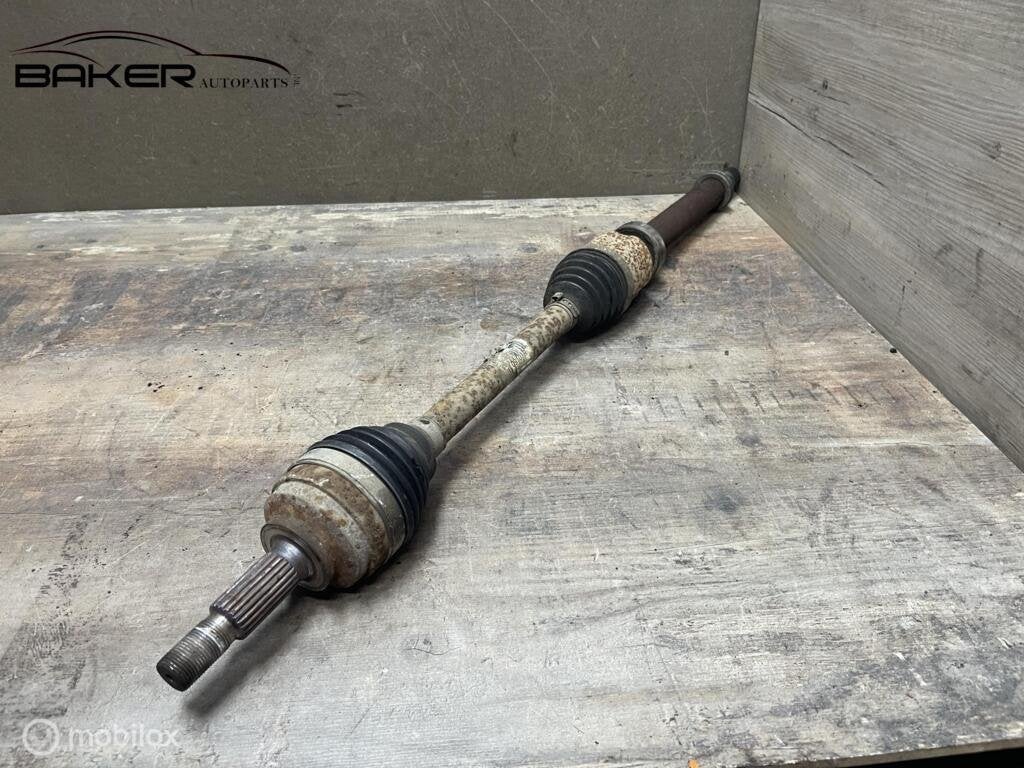 Aandrijfas rechtsvoor Renault Clio IV 0.9 TCe ('13-'20), Gebruikt, Renault, Ophalen of Verzenden, Renault