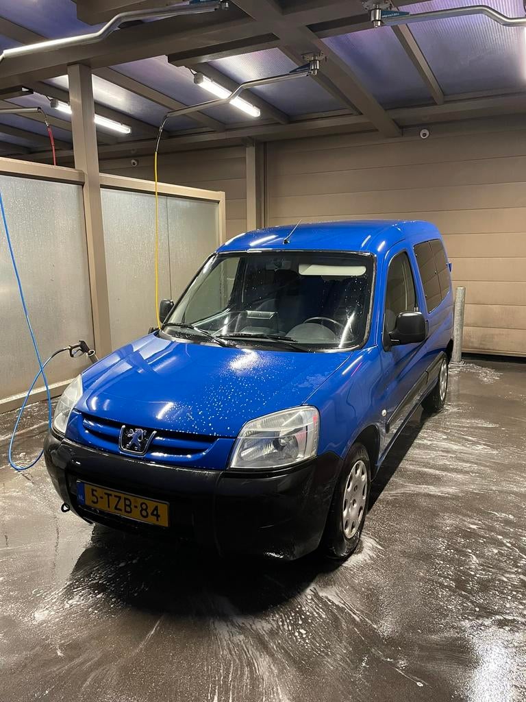 Peugeot Partner 1.4 Combi 2007 Blauw, Auto's, Voorwielaandrijving, Blauw, 49 €/maand, 14 km/l