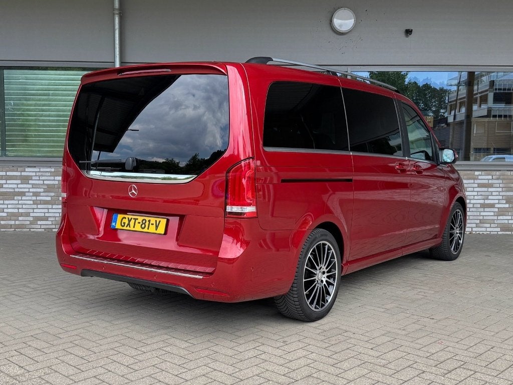 Mercedes-Benz V-Klasse 300 d 239pk lang 9G-TRONIC, Auto's, Automaat, 4 cilinders, Leder, Bedrijf