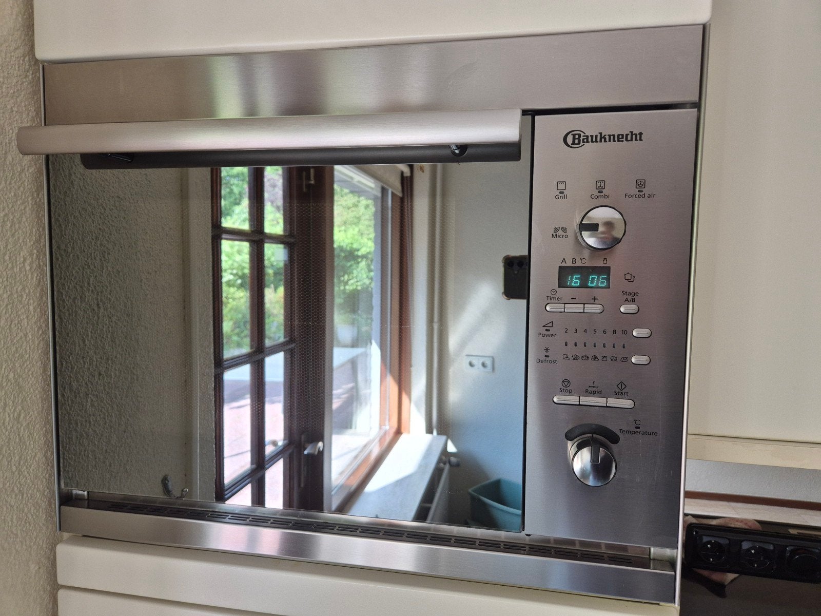Bauknecht DMGC 5735 Combimagnetron - Inbouw, Ophalen, Combimagnetron, Gebruikt, Hete lucht
