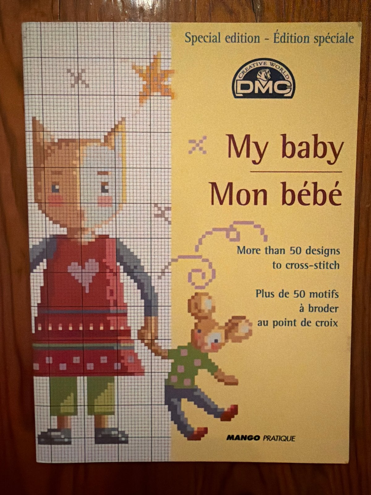 DMC Borduurpatronenboek "My Baby Mon Bébé", Ophalen of Verzenden, Zo goed als nieuw, Handborduren, Patroon